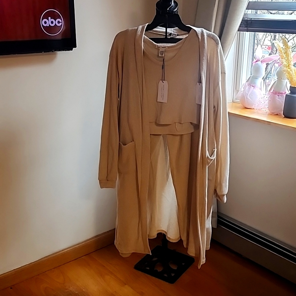 Brand New 3 piece set..